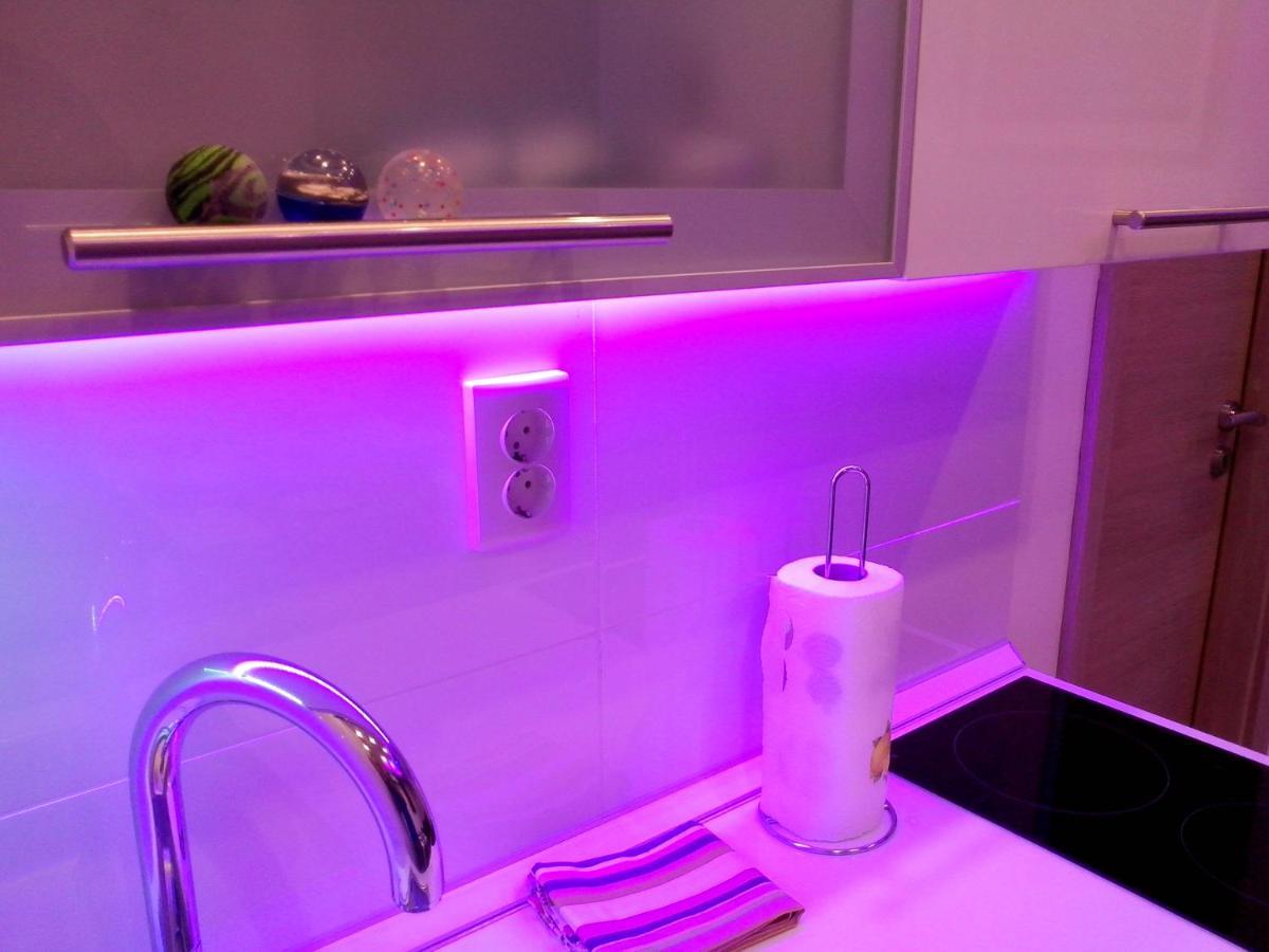 スプリトPurple & Apple Greenアパートメント エクステリア 写真